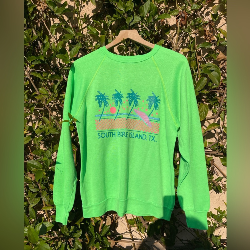 Vintage, size M, neon green crew-neck